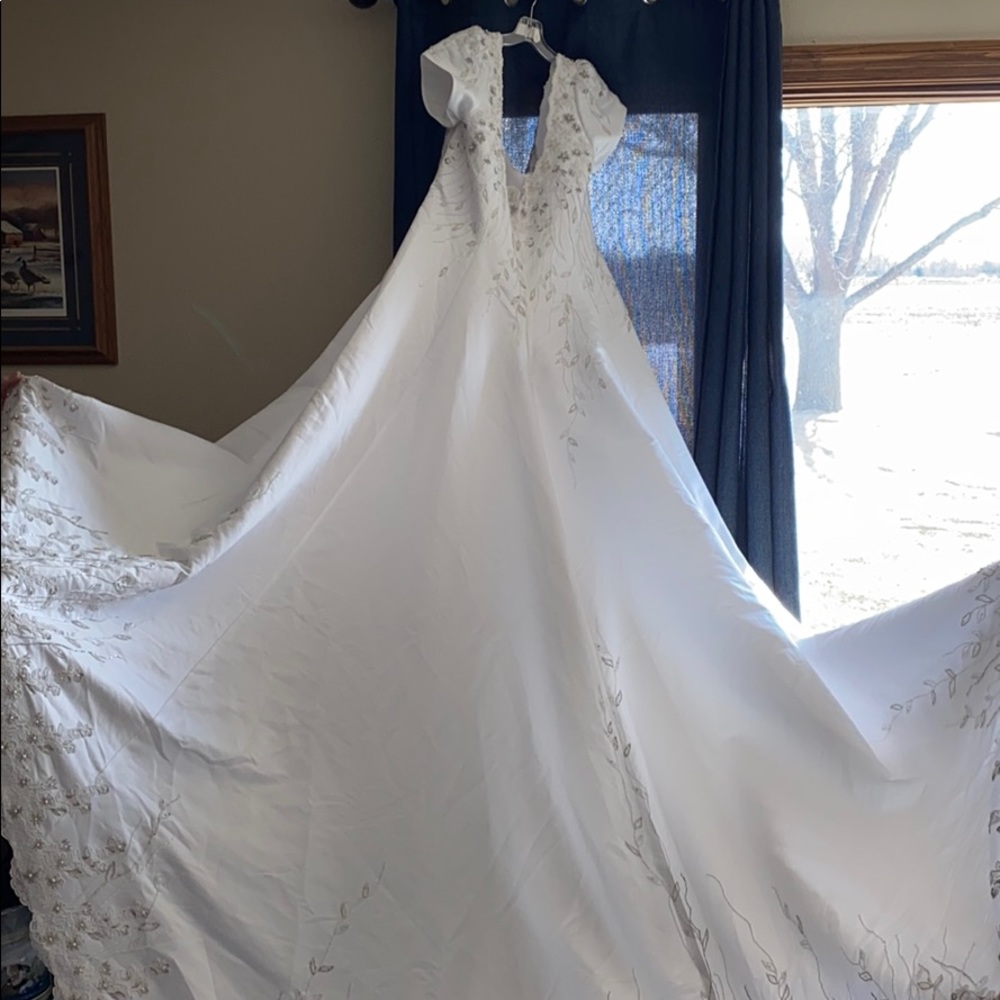 Wedding dress
